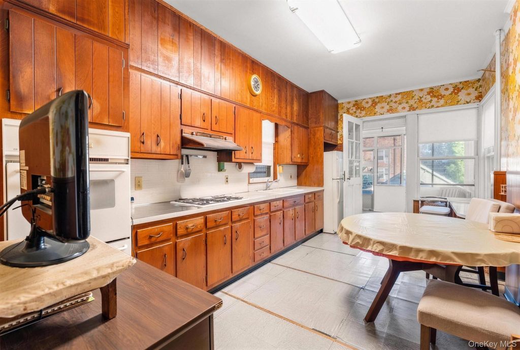 43 Claremont Avenue, Mount Vernon, NY 10550 — photo 3