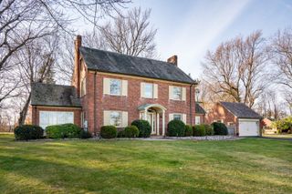 33 Golf Road, Wethersfield, CT 06109