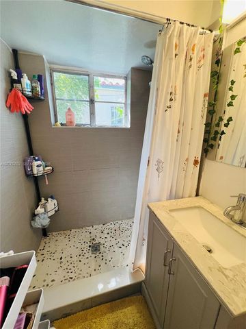 3072 SW 16th Street 3, Miami, FL 33145