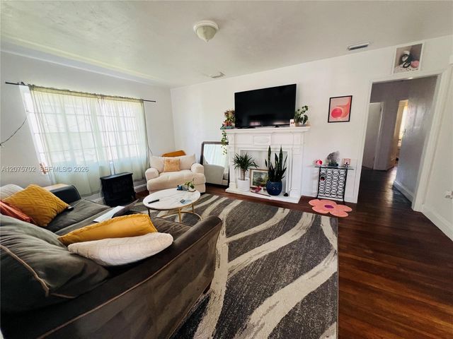 3072 SW 16th Street 3, Miami, FL 33145