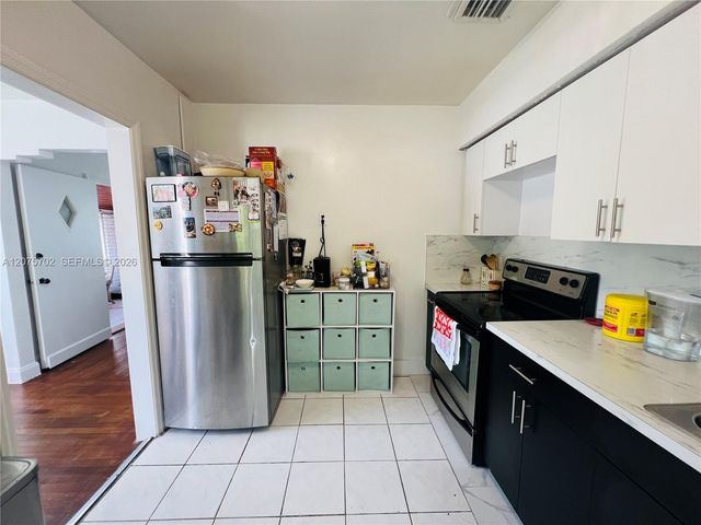 3072 SW 16th Street 3, Miami, FL 33145