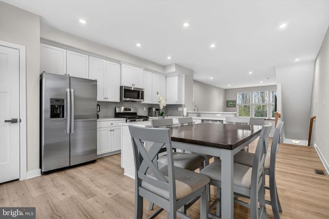 54 SIDNEY LN, Stratford, NJ 08084