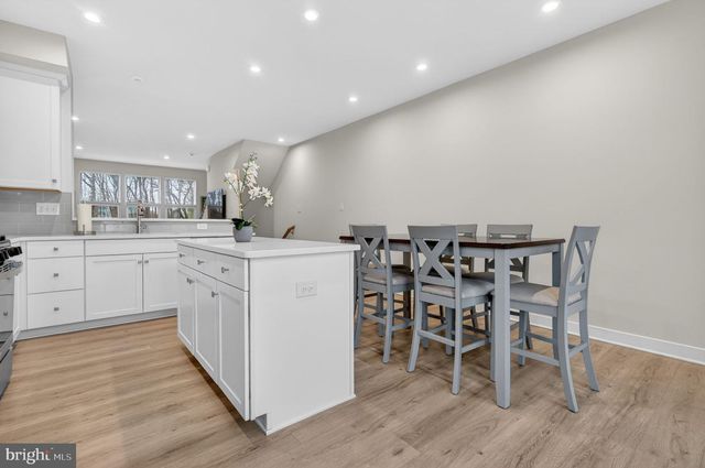 54 SIDNEY LN, Stratford, NJ 08084