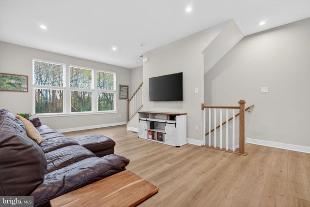 54 SIDNEY LN, Stratford, NJ 08084