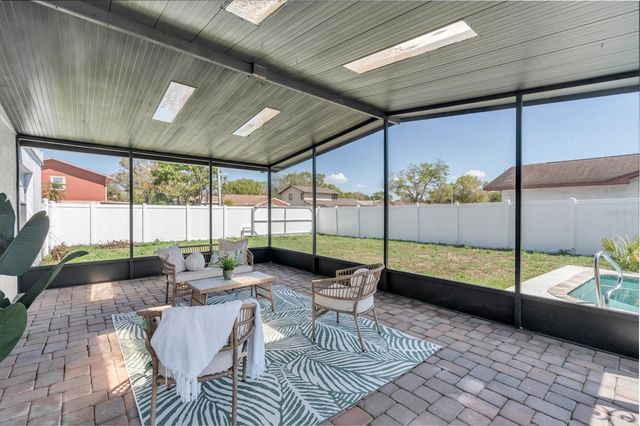 7602 WINGING WAY DRIVE, Tampa, FL 33615