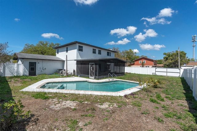 7602 WINGING WAY DRIVE, Tampa, FL 33615