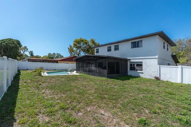 7602 WINGING WAY DRIVE, Tampa, FL 33615