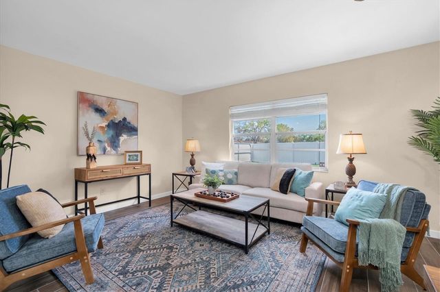 7602 WINGING WAY DRIVE, Tampa, FL 33615