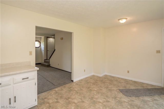 3615-3617 Mount Pleasant Street NW, North Canton, OH 44720