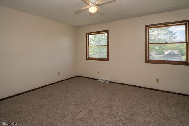 3615-3617 Mount Pleasant Street NW, North Canton, OH 44720