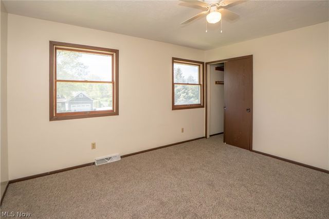 3615-3617 Mount Pleasant Street NW, North Canton, OH 44720