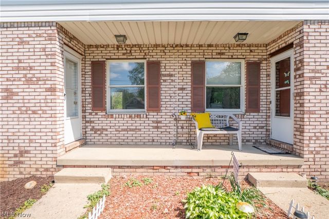 3615-3617 Mount Pleasant Street NW, North Canton, OH 44720