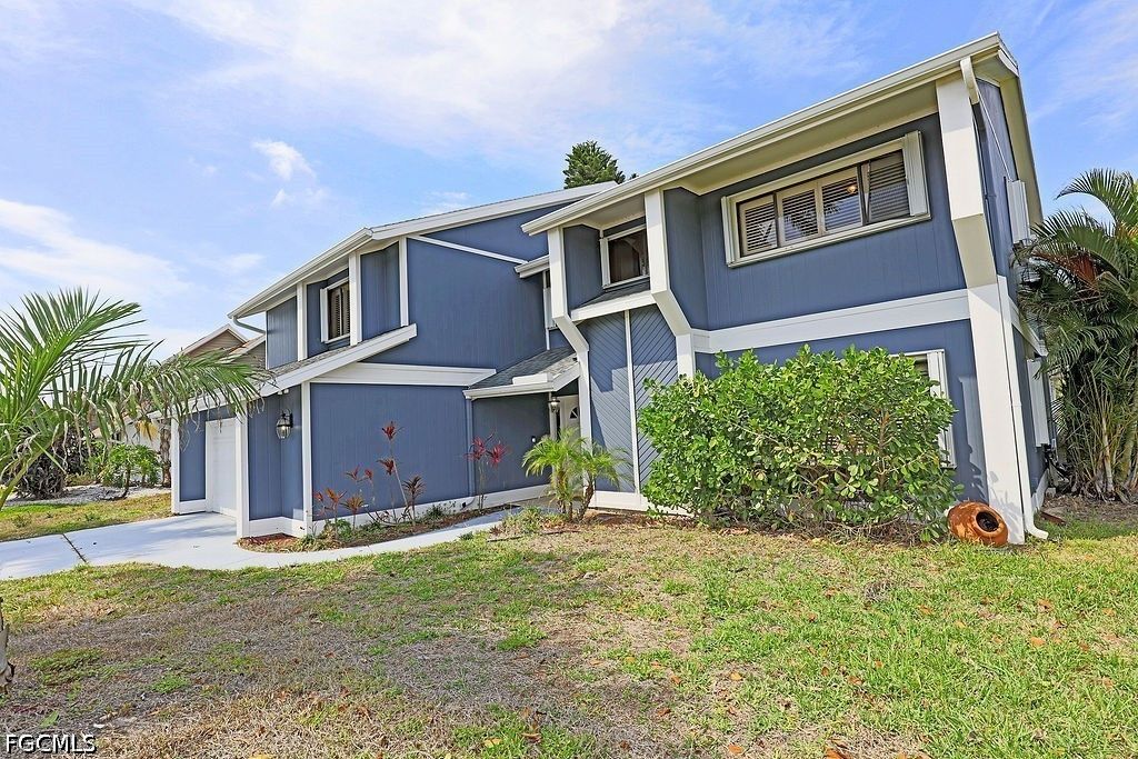 16717 Bobcat DR, Fort Myers, FL 33908