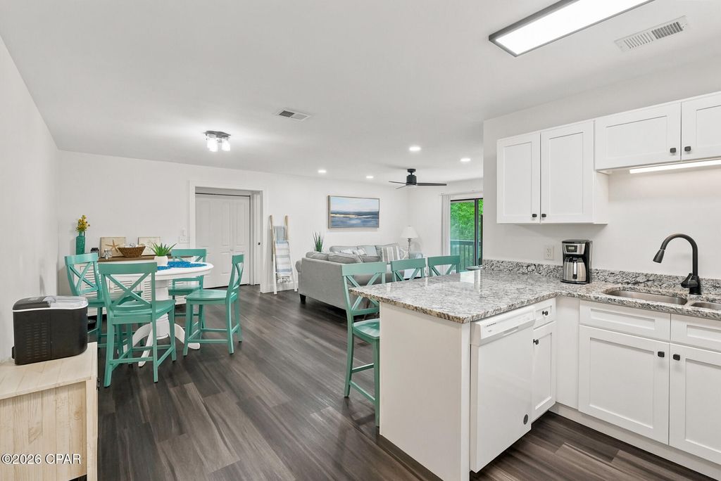 Image 3 of property listing at 7125 N Lagoon Drive O, Panama City Beach, FL 32408