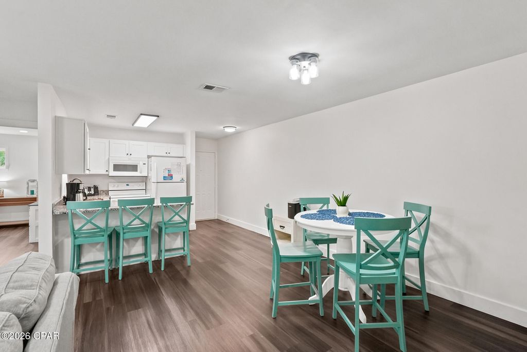 Image 4 of property listing at 7125 N Lagoon Drive O, Panama City Beach, FL 32408