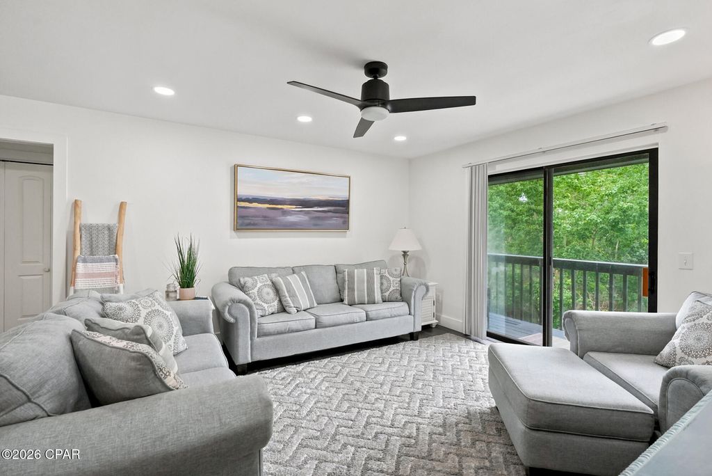 Image 6 of property listing at 7125 N Lagoon Drive O, Panama City Beach, FL 32408
