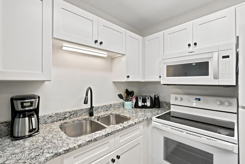 Image 9 of property listing at 7125 N Lagoon Drive O, Panama City Beach, FL 32408