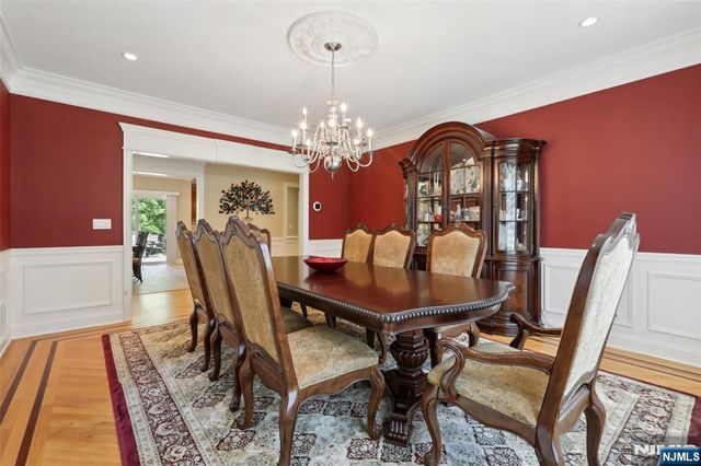 37 Great Hall Road, Mahwah, NJ 07430