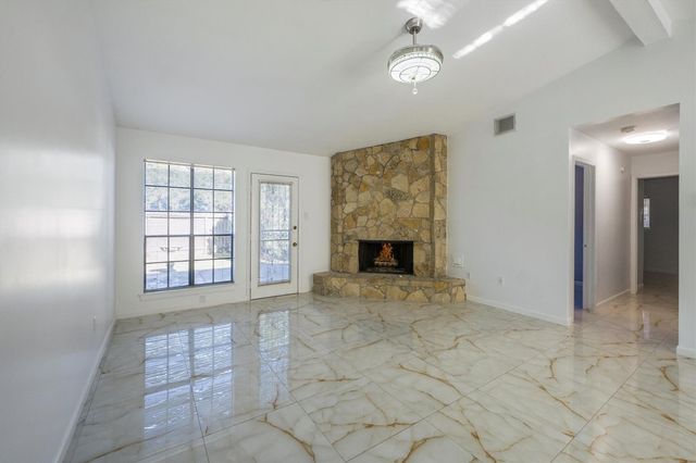 3203 Golden Willow Drive, Houston, TX 77339