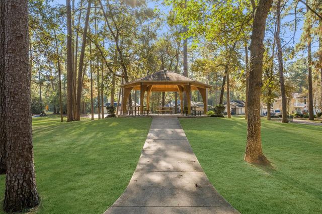 3203 Golden Willow Drive, Houston, TX 77339