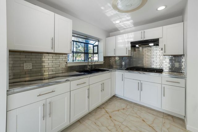 3203 Golden Willow Drive, Houston, TX 77339