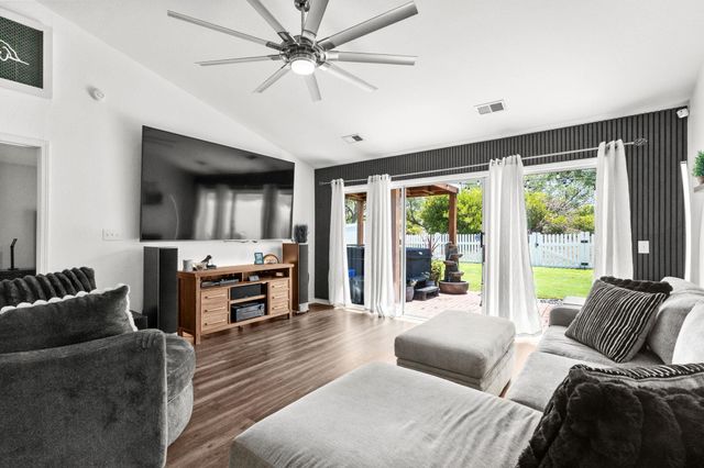228 Bittersweet Ln., Myrtle Beach, SC 29579