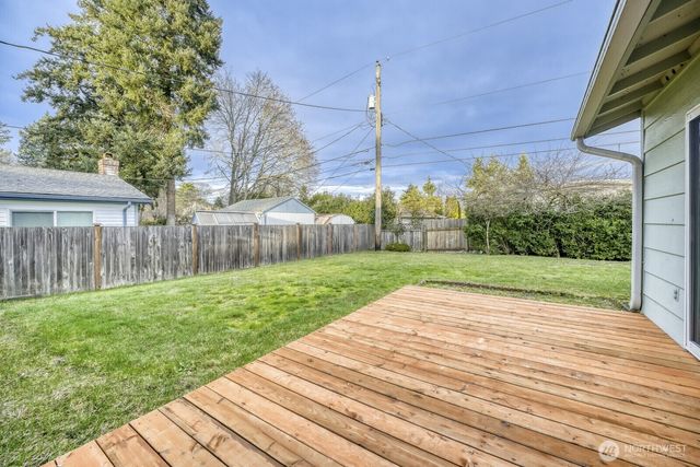 7807 76th Avenue SW, Lakewood, WA 98498
