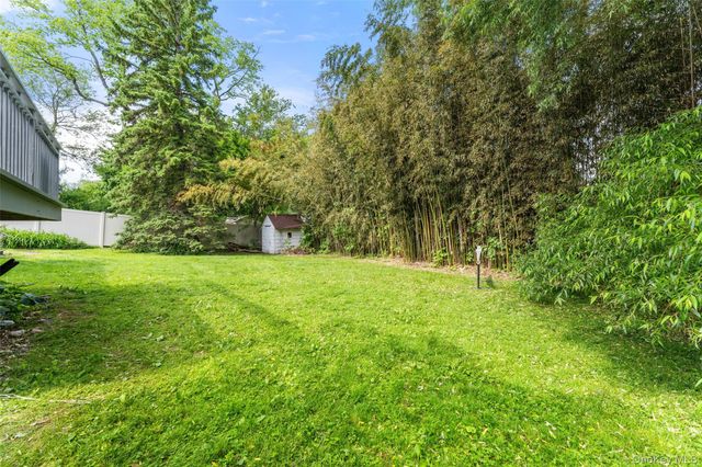 3 Jennifer Lane, Hartsdale, NY 10530