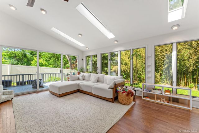 3 Jennifer Lane, Hartsdale, NY 10530