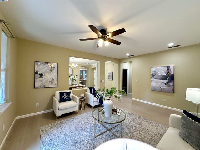 372 S Caballo Street, Mountain House, CA 95391