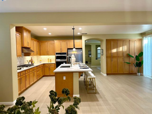 372 S Caballo Street, Mountain House, CA 95391