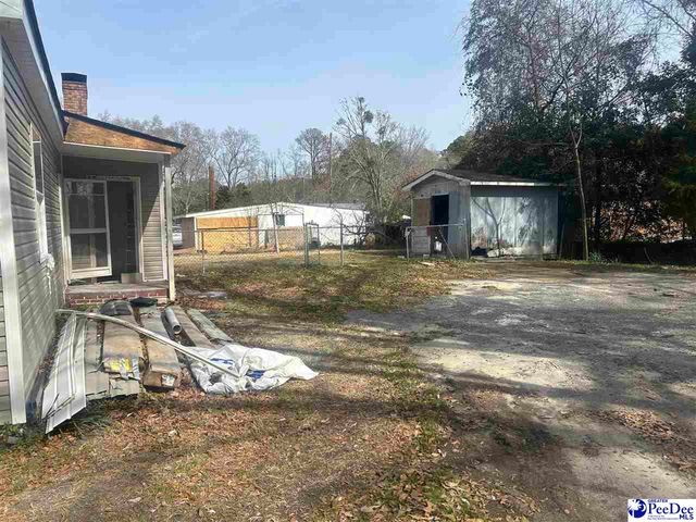 207 W Smith Ave, Darlington, SC 29532