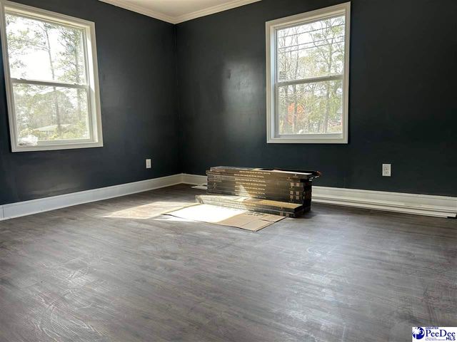 207 W Smith Ave, Darlington, SC 29532