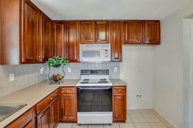 18231 Valebluff Lane, Cypress, TX 77429