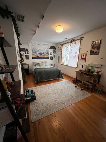 4101 N Kenmore Avenue 3S, Chicago, IL 60613