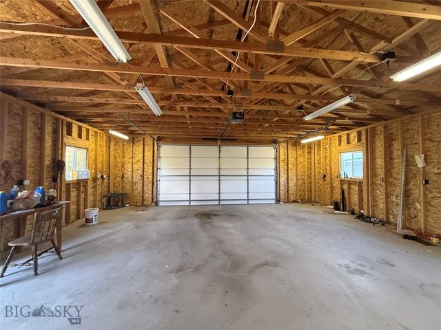 933 Zarelda, Butte, MT 59701