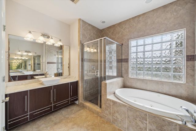 3041 Clinton Drive, Houston, TX 77020