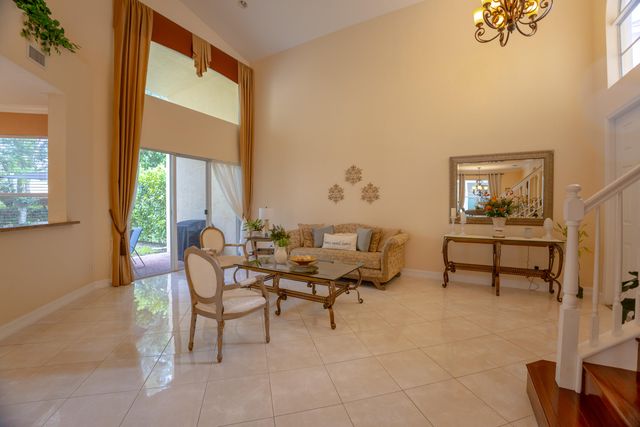 8789 Sandy Crest Lane, Boynton Beach, FL 33473