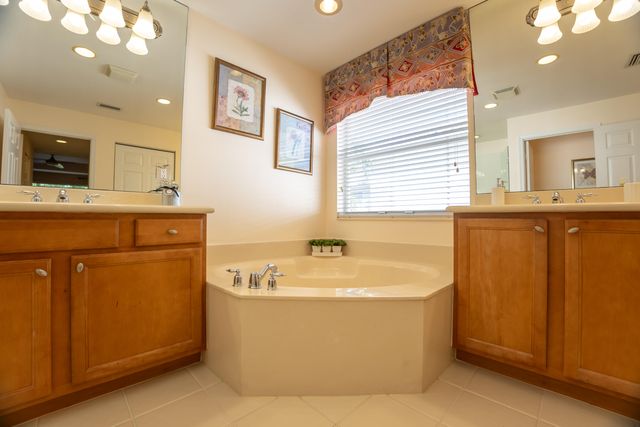 8789 Sandy Crest Lane, Boynton Beach, FL 33473