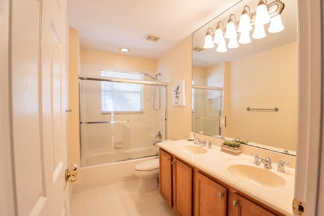 8789 Sandy Crest Lane, Boynton Beach, FL 33473