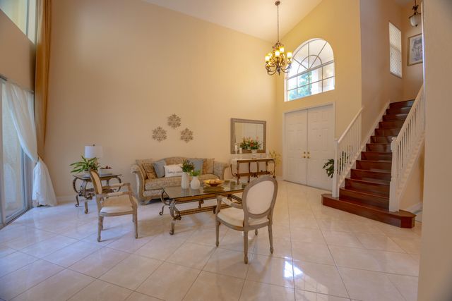 8789 Sandy Crest Lane, Boynton Beach, FL 33473