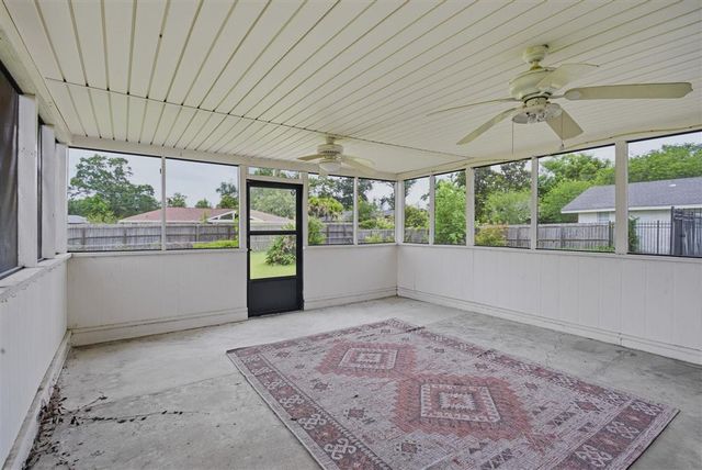 950 Terry Lane, Lake Charles, LA 70605