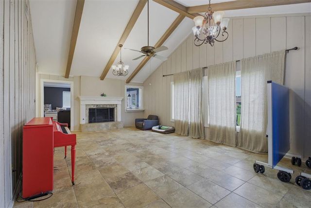 950 Terry Lane, Lake Charles, LA 70605
