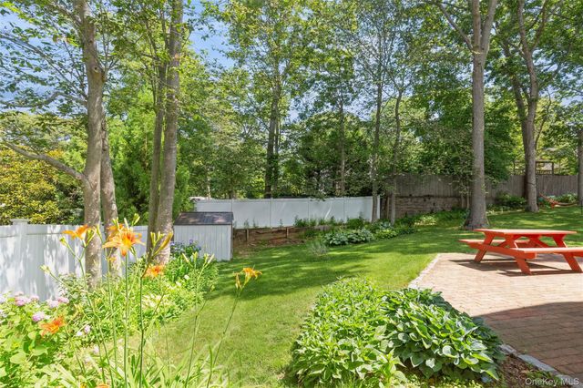 23 Eastwood Road, Miller Place, NY 11764