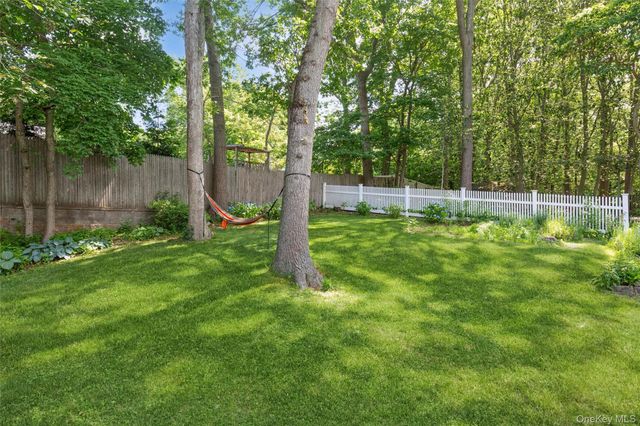 23 Eastwood Road, Miller Place, NY 11764