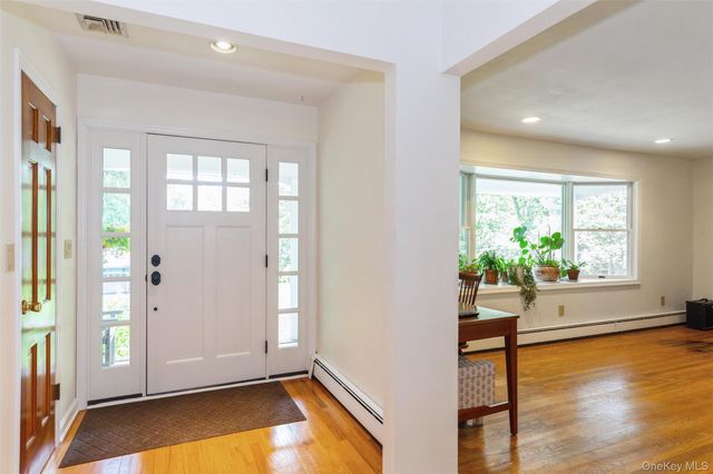 23 Eastwood Road, Miller Place, NY 11764