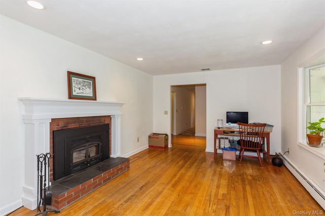 23 Eastwood Road, Miller Place, NY 11764