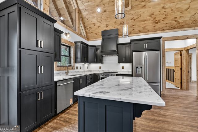 191 Hilton Drive, Ellijay, GA 30540
