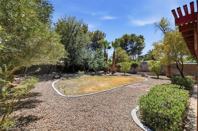 1827 Escondido Terrace, Henderson, NV 89074