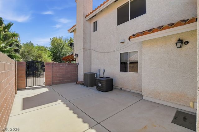 1827 Escondido Terrace, Henderson, NV 89074